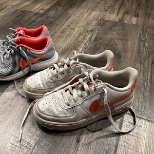 Youth Nike Air Force One shoe size 3.5